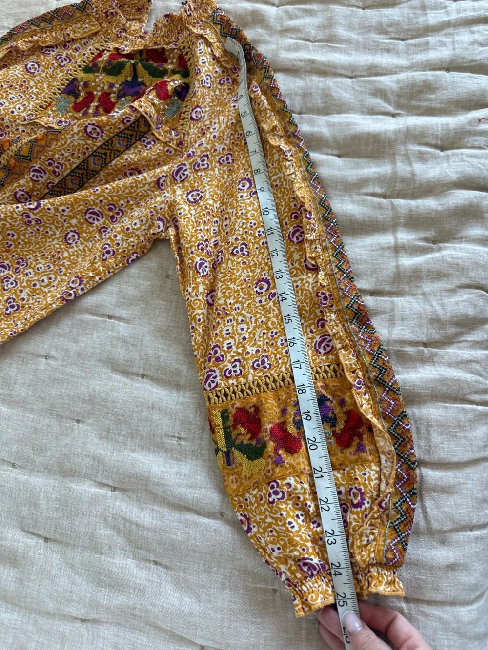 Anthropologie Maeve Embroidered Goldie Top Size 2